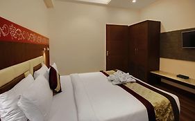 Hotel Rudra Vilas Agra